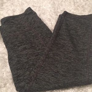 Old navy active medium cropped pants athletic
